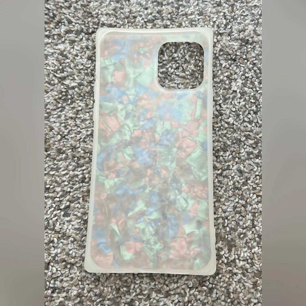 New iPhone 12/11 Pro Max Iridescent Phone Case